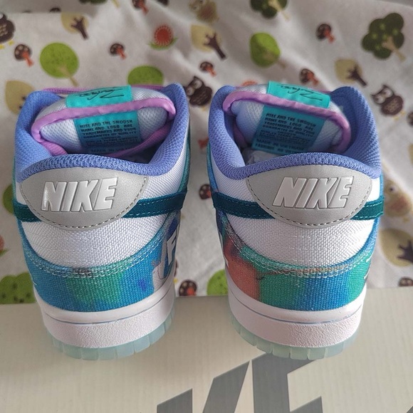 Nike Futura Laboratories x Dunk SB Low Bleached Aqua Sneakers - Picture 7 of 7